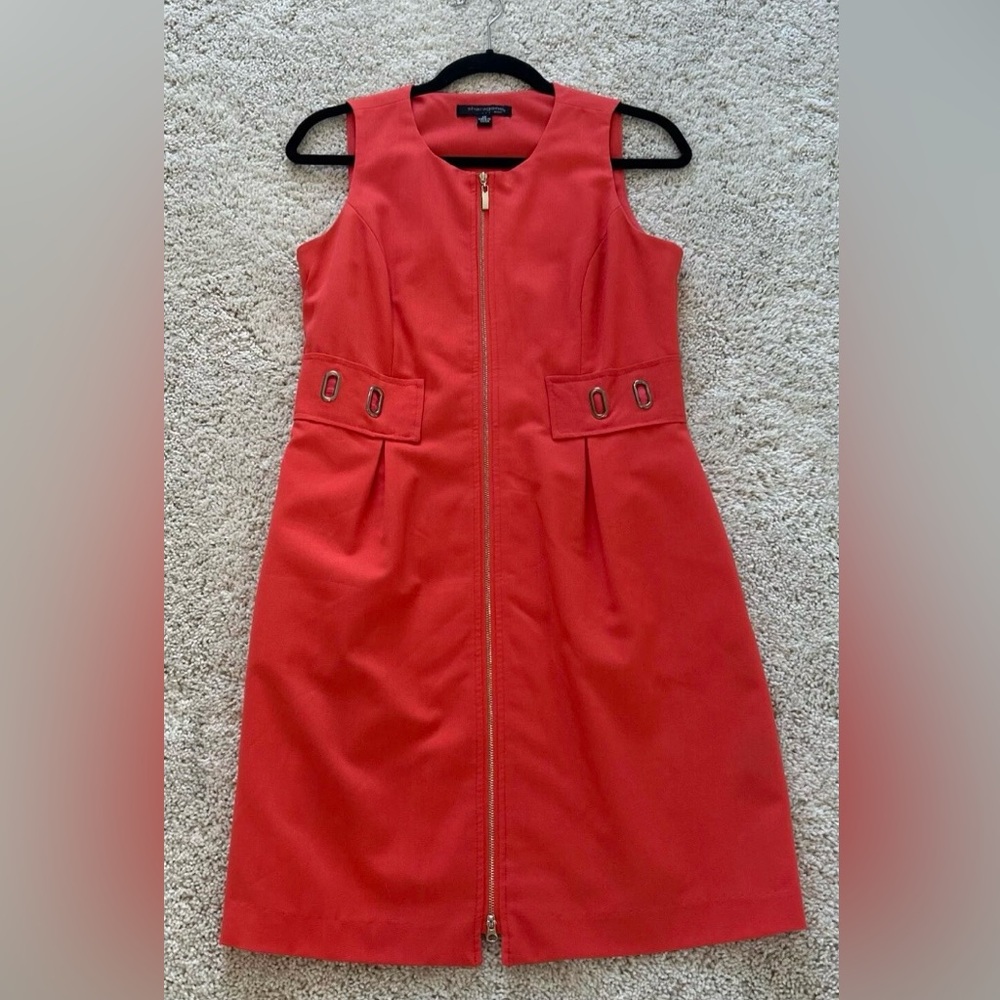 Women’s Sharagano Size 4 Petite Orange & Gold Sleeveless Zipper Dress